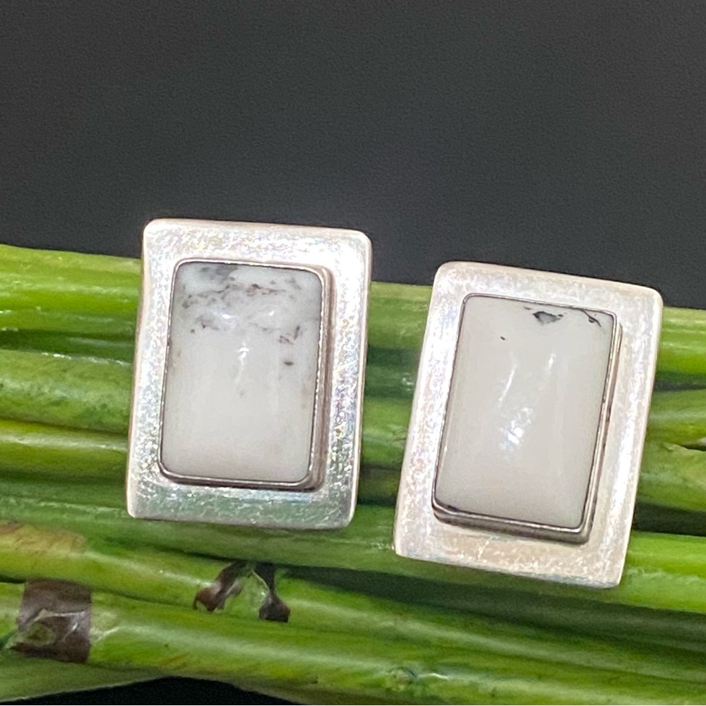 Vintage Sterling Silver 925 Mexico Howlite Square Pierced Earrings 11g.